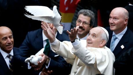 Requiem für Franziskus - Wird die Beerdigung zum großen Friedensgipfel?