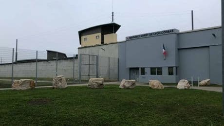 INFO BFMTV. Un détenu s'est échappé de la maison d'arrêt de Corbas près de Lyon