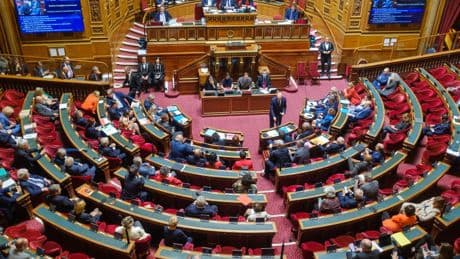 Lois fin de vie : le Sénat se prépare à débattre à l’automne