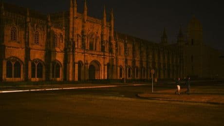 Spain, Portugal gradually recover from massive blackout