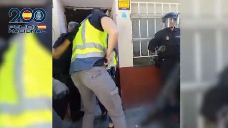 Veinte detenidos en una redada contra 9 narcopisos en la Comunidad de Madrid