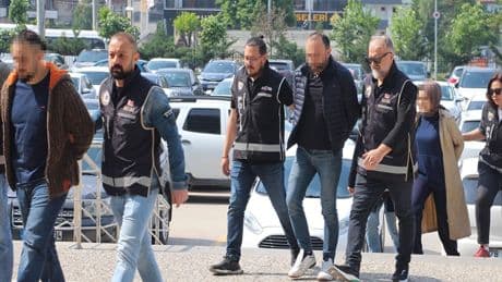 Döner zincirine FETÖ operasyonunda 6 şüpheli adliyede