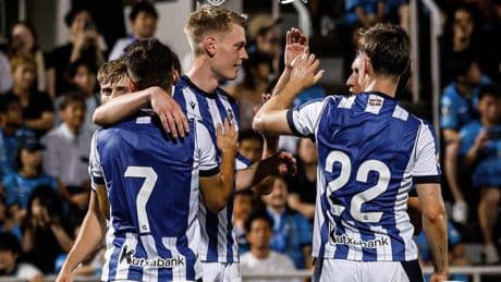 Un doblete de Óskarsson es suficiente para que la Real Sociedad cierre el 'Japan Tour' con victoria (1-2)
