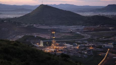 RDC: une société minière chinoise suspend ses activités à Luhwindja au Sud-Kivu en raison des combats