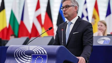 Eurocommissaris Brunner toegang geweigerd tot Oost-Libië bij migratiebesprekingen