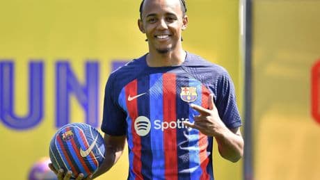 Barcelona, Kounde'nin sözleşmesini uzattı