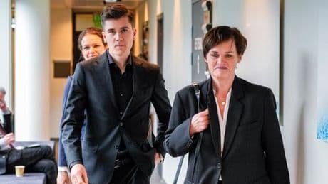 Une star de l’athlétisme mondial, ses frères et soeurs contre leur père sur fond de télé-réalité : le procès Ingebrigtsen a fasciné la Norvège