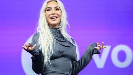 Procès Kim Kardashian : pourquoi la star planétaire fascine-t-elle autant ?