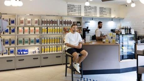 Un ingeniero ruso amante del té y el café