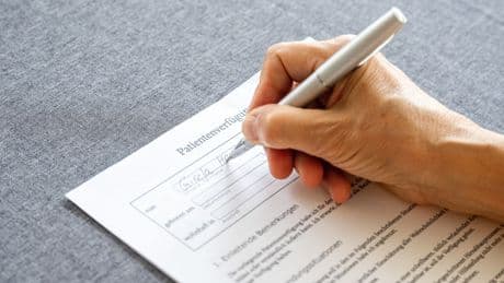Neues Formular für mehr Selbstbestimmung: Patientenverfügung speziell für psychische Krisen