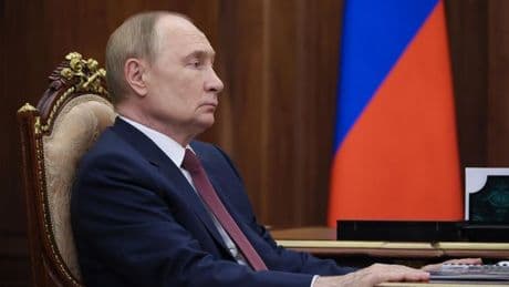 Rusia exige que se respeten sus "intereses de seguridad" y dice que una reunión Putin-Zelenski debe prepararse "minuciosamente"