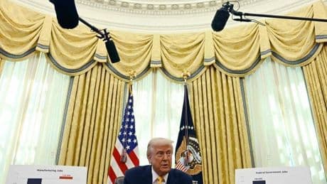 El euro marca máximos desde 2021 tras la bajada de tipos del BCE y el órdago de Trump a la Reserva Federal