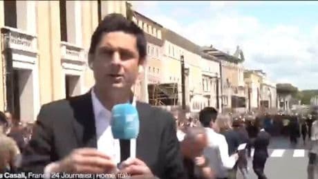 Huge crowds continue to pack Vatican on last day to pay respects to Pope Francis