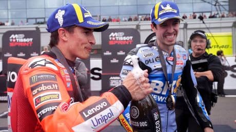 Álex Márquez puede con Marc en la ‘sprint’ del GP del Reino Unido