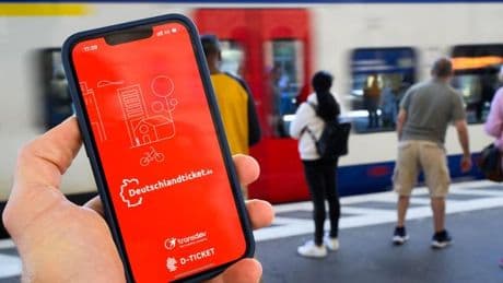 Deutschlandticket: Einnahmen aus Deutschlandticket sollen neu verteilt werden