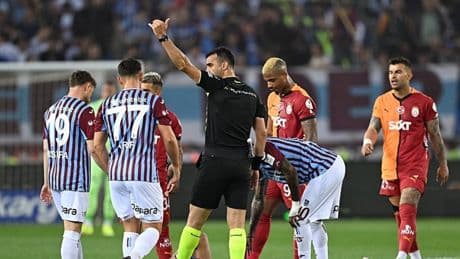 Trabzonspor'dan sakatlık açıklaması! Enis Destan...