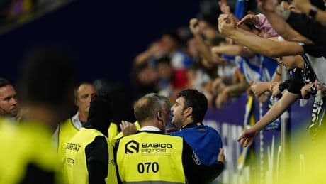 Derby in Barcelona: Horrorszenen vor dem Stadion