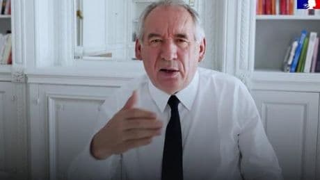 VIDÉO | François Bayrou lance sa chaîne YouTube
