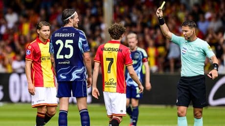 ‘Deze voetbalregel is te krankzinnig voor woorden’