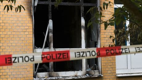 Drei Tote in Hamburg - Verdächtiger (72) nach Klinik-Brand festgenommen