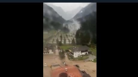 Más de 100 personas atrapadas en los Alpes por deslizamientos de tierra tras una fuerte tormenta en plena ola de calor