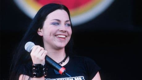 Amy Lee Charts Her First Solo Hit Apart From Evanescence