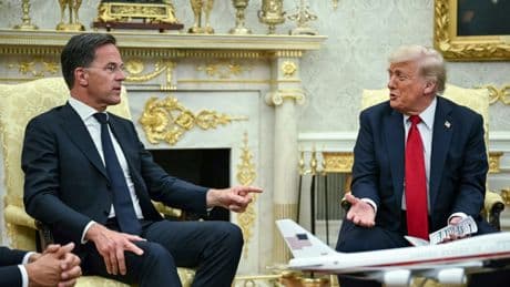 Guerre en Ukraine: agacé par Poutine, Trump fait volte-face et promet des armes à Kiev tout en menaçant la Russie de sanctions