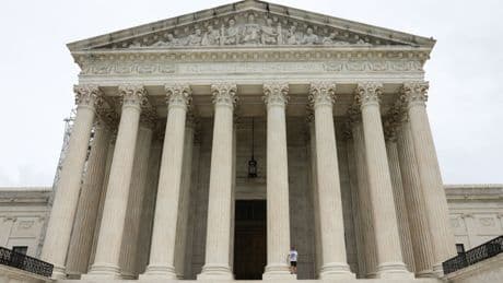Supreme Court Extends Block on Trump’s Use of Wartime Law For Deportations