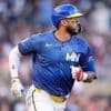 France's 2-run homer in 9th lifts Twins over Royals 3-1 for 15th win in 17 games