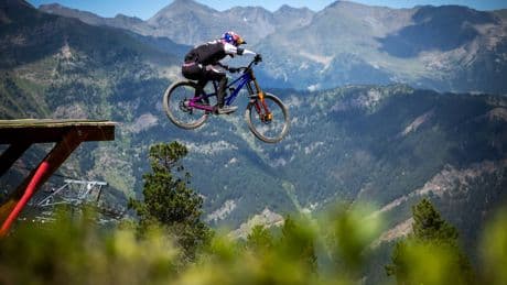 Mountain bike: siempre al límite y a 185 pulsaciones por minuto saltando de roca en roca