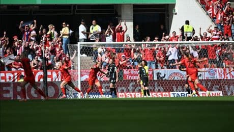 Starke Bayern gewinnen den Pokal gegen wackeres Bremen