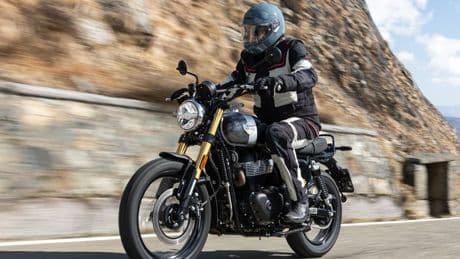 Royal Enfield Bear 650, come va la scrambler indiana stile anni 60