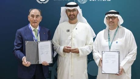 Iberdrola y Abu Dabi sellan una inversión récord de 5.200 millones en eólica marina