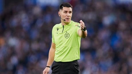 Así es Ortiz Arias, el árbitro encargado de dirigir el FC Barcelona - Mallorca de la jornada 33 de La Liga