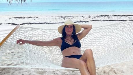 US-Star: Brooke Shields feiert ihren 60. Geburtstag im Bikini
