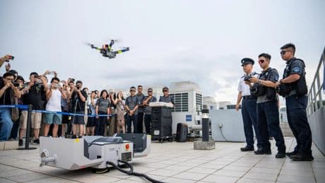 Preocupación por la privacidad: así son las nuevas patrullas con drones para vigilar áreas urbanas de Hong Kong