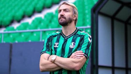 Sakaryaspor'da Caner Erkin sezona kırmızı kartla başladı!