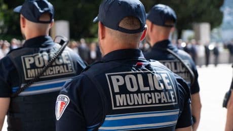 Homme blessé par balles à Nice: Christian Estrosi annonce l'arrestation d'un suspect