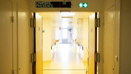Un mois après un terrible accident dans le Pas-de-Calais qui a emporté sa femme et ses deux enfants, un père de famille succombe à ses blessures