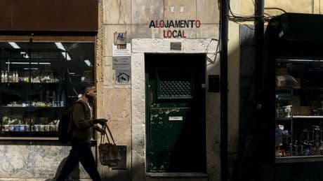 "Es la ley de la selva": las elecciones de Portugal vuelven a fiar al mercado la solución de la crisis de la vivienda