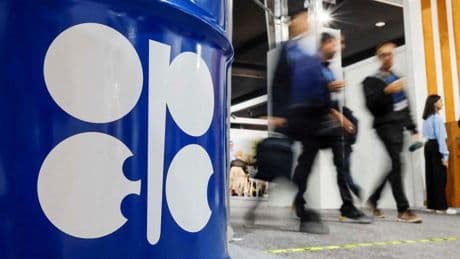 La OPEP+ aumentará su oferta de petróleo para ganar cuota