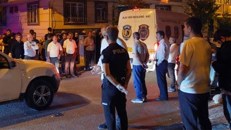 Sultangazi'de vahşet! Annesini katletti