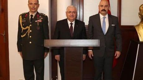 Milli Savunma Bakanı Güler resmi ziyaretlerde bulunmak üzere Kamerun'a gitti
