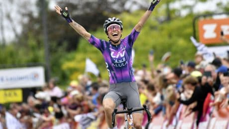 Mavi García logra, en el Tour femenino, la victoria de una vida: "Estaba pensando en retirarme"