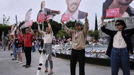 En direct, guerre à Gaza : Israël laisse ouverte, jusqu’à la mi-mai, une « fenêtre » de négociations en vue de la libération des otages détenus dans la bande de Gaza