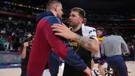 El 'no' de Jokic a los Nuggets anticipa otro seísmo: los Lakers se preparan para intentar juntarle con Doncic