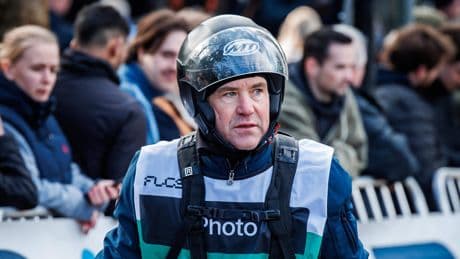 Vijf vragen over Tour de France aan sportfotograaf Léon van Bon: ’Er staan meer mensen dronken langs de weg’