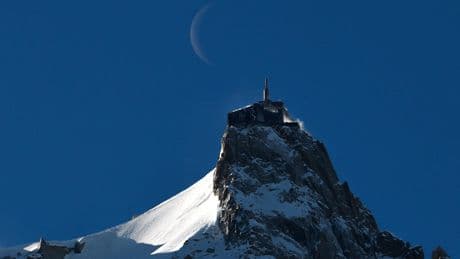 Mont-Blanc : un skieur meurt sur la face nord de l'Aiguille du Midi