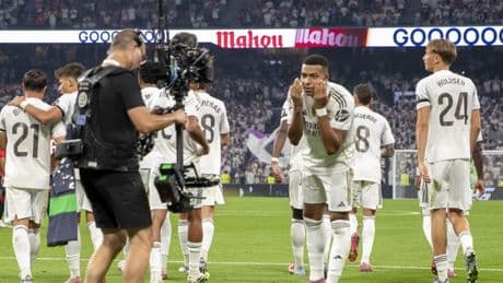 El Real Madrid gana a Osasuna pidiendo la hora