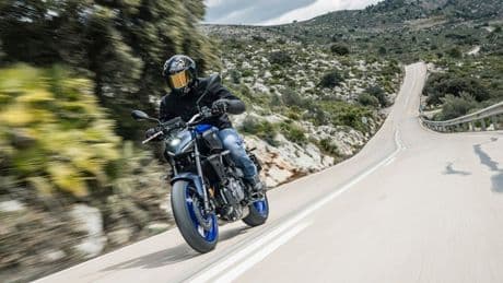 Prueba Yamaha MT-07 2025: la naked viral ya tiene lo que le faltaba